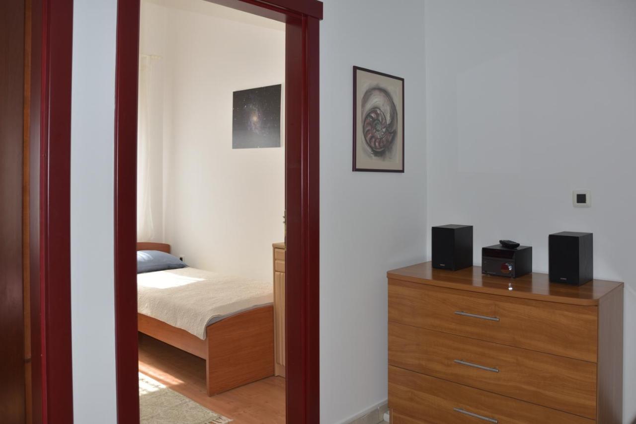 Ferienwohnung Pino Pula Exterior foto