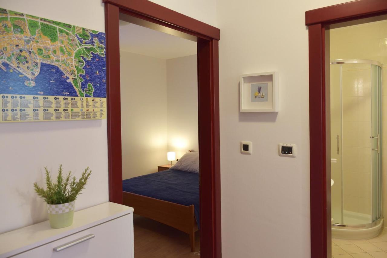 Ferienwohnung Pino Pula Exterior foto