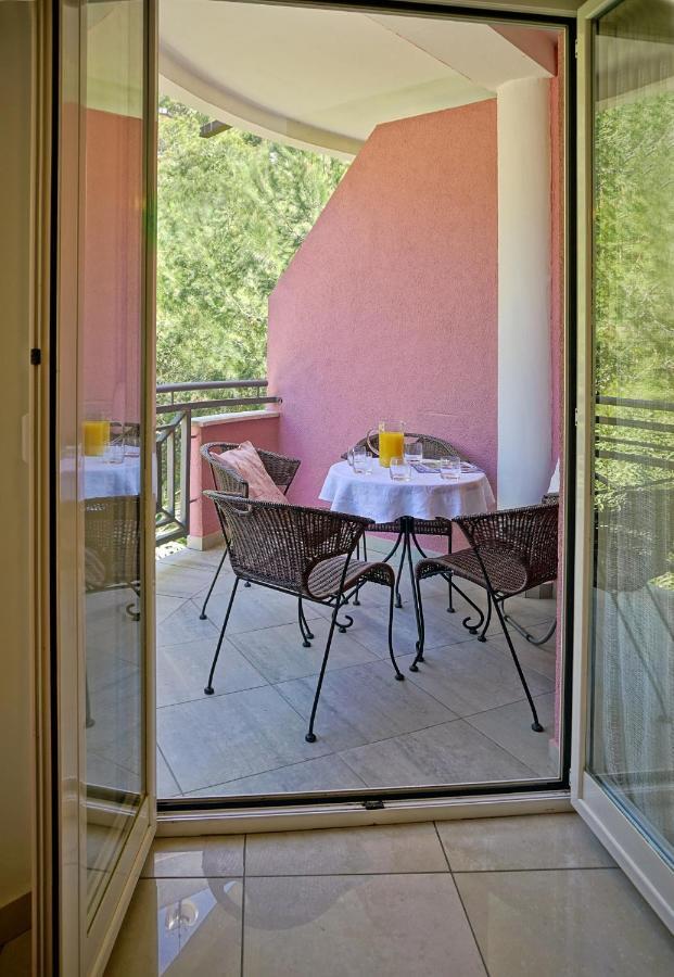 Ferienwohnung Pino Pula Exterior foto