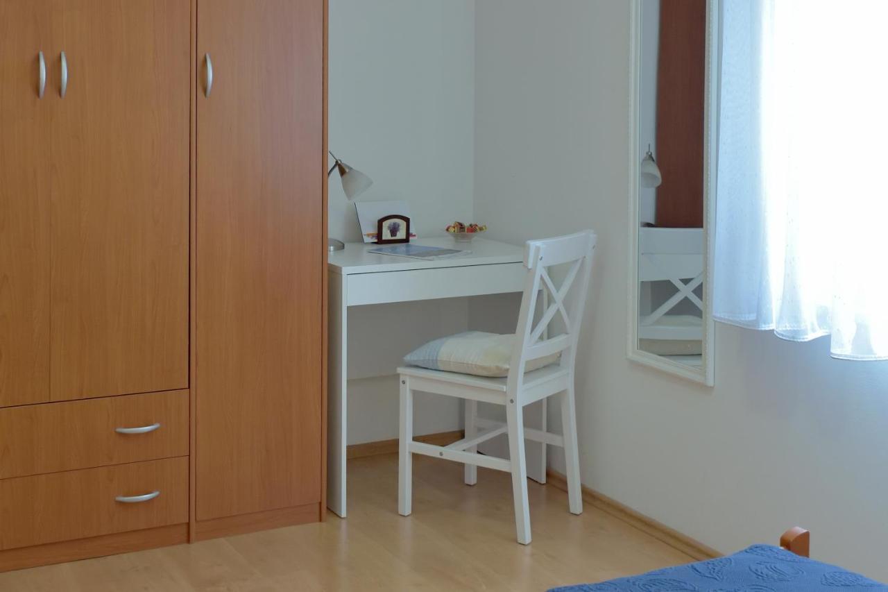 Ferienwohnung Pino Pula Exterior foto