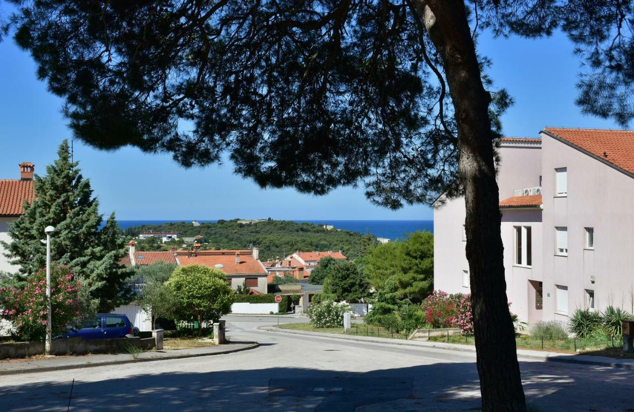 Ferienwohnung Pino Pula Exterior foto